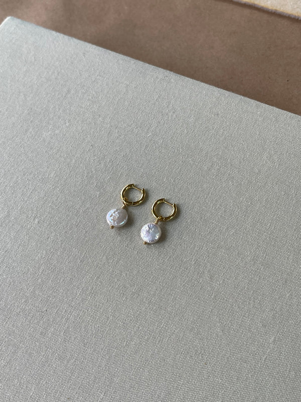 ◇HYERES LOR◇ Noaille Silver (W) Goutte Bar Earrings HL3E19 Minimalism Collection - Petite Curved Bar Earrings - V20